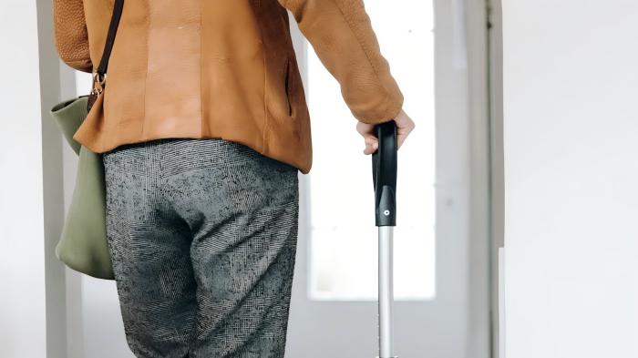 Kaj bi morali vedeti, preden izberete proizvajalca aluminijaste sprehajalne palice